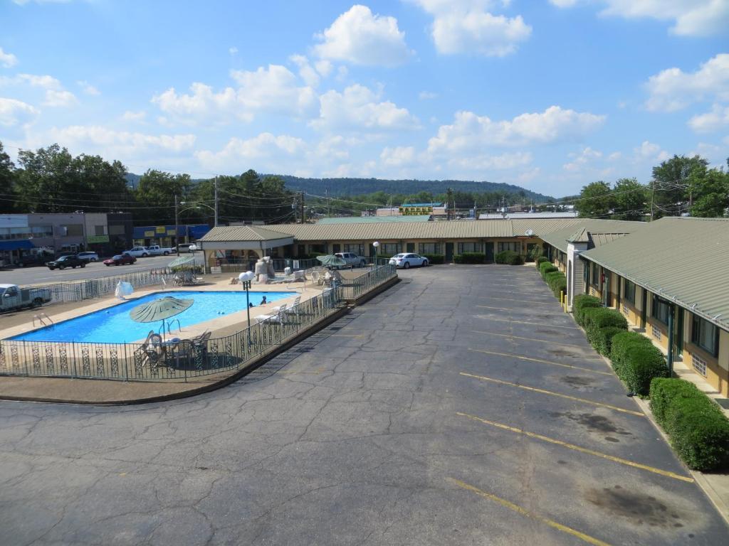 Kings Inn Hot Springs Exterior photo